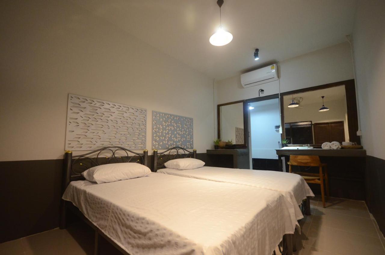 Aparthotel Suandok History House Chiang Mai Zewnętrze zdjęcie